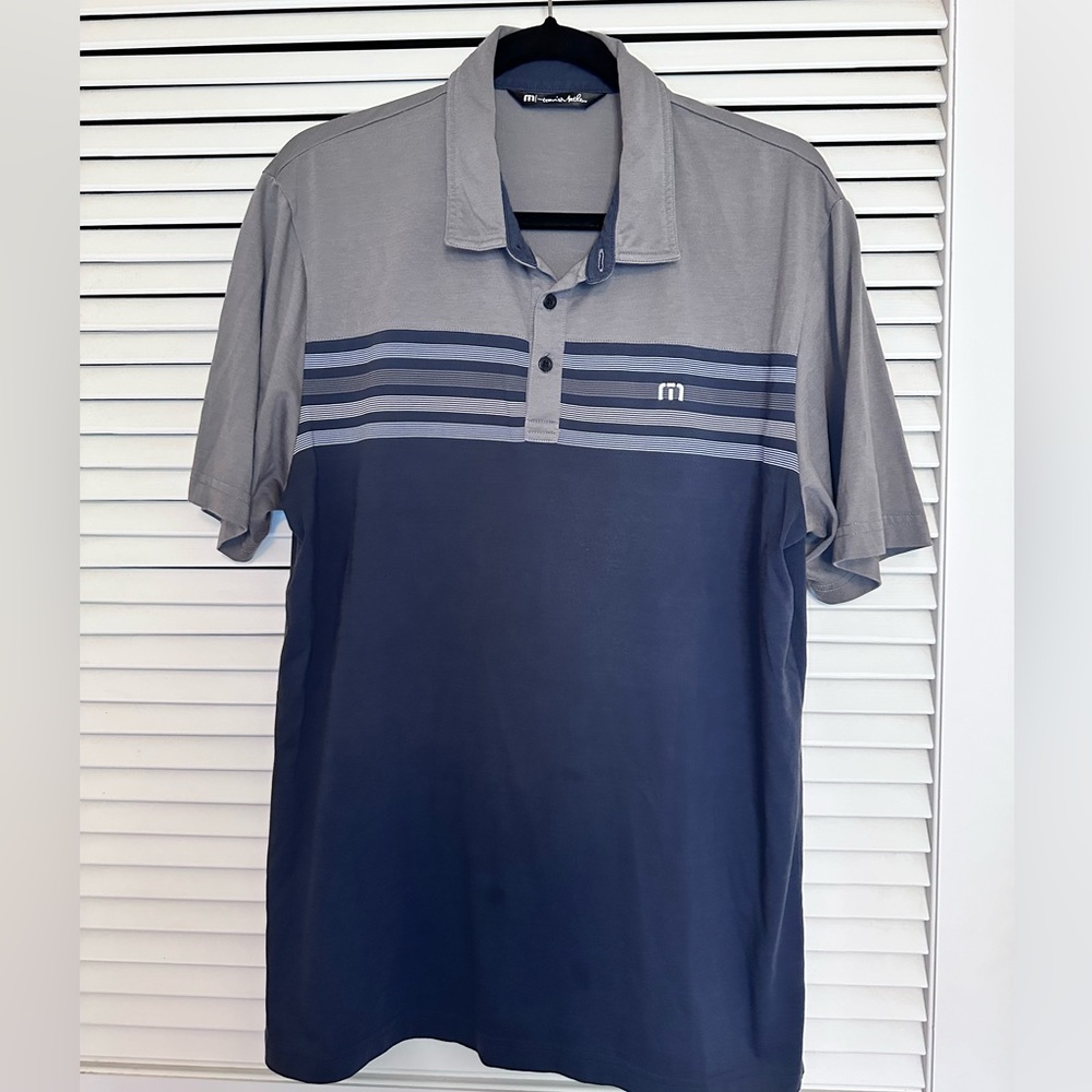 Travis Mathew Gray and Navy short sleeved polo shirt - Men Large